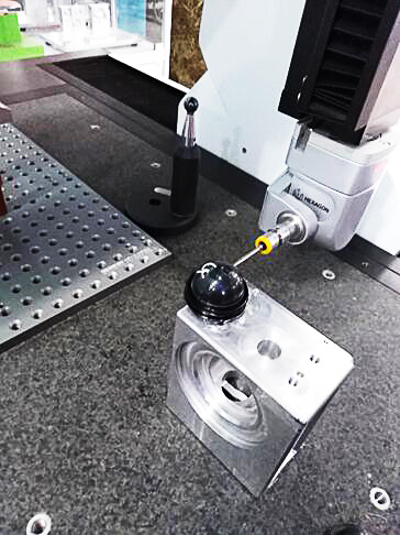 LED燈外殼模具的三坐標(biāo)測量過程(圖3) LED燈外殼模具的三坐標(biāo)測量過程(圖3)