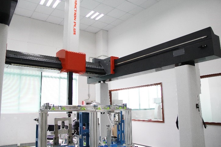 高速、高精度龍門式三坐標(biāo)測量機(jī)，為“未來汽車”保駕護(hù)航(圖1)