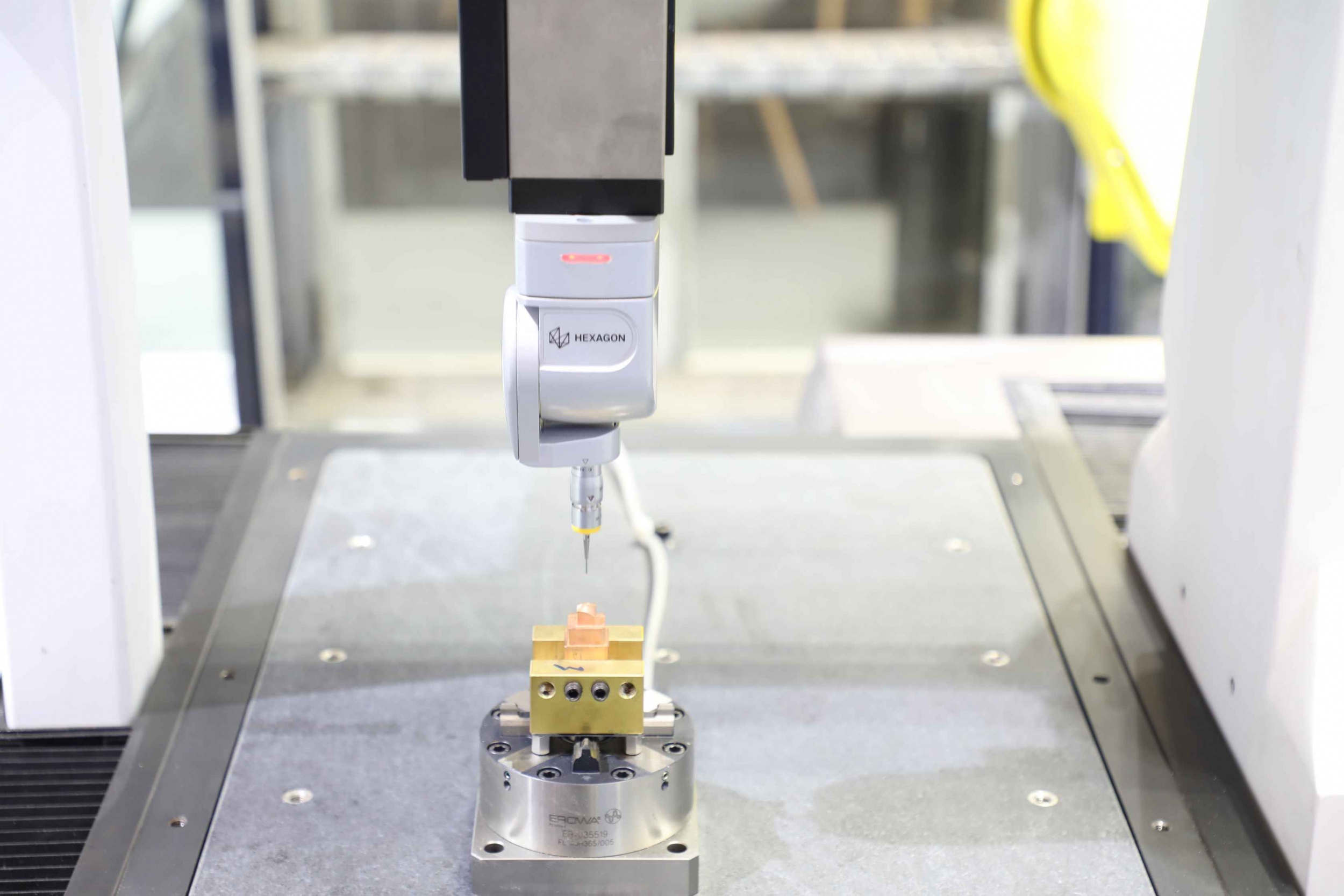 三坐標(biāo)測量機(jī)測頭的使用知識(shí)(圖2) 三坐標(biāo)測量機(jī)測頭的使用知識(shí)(圖2)